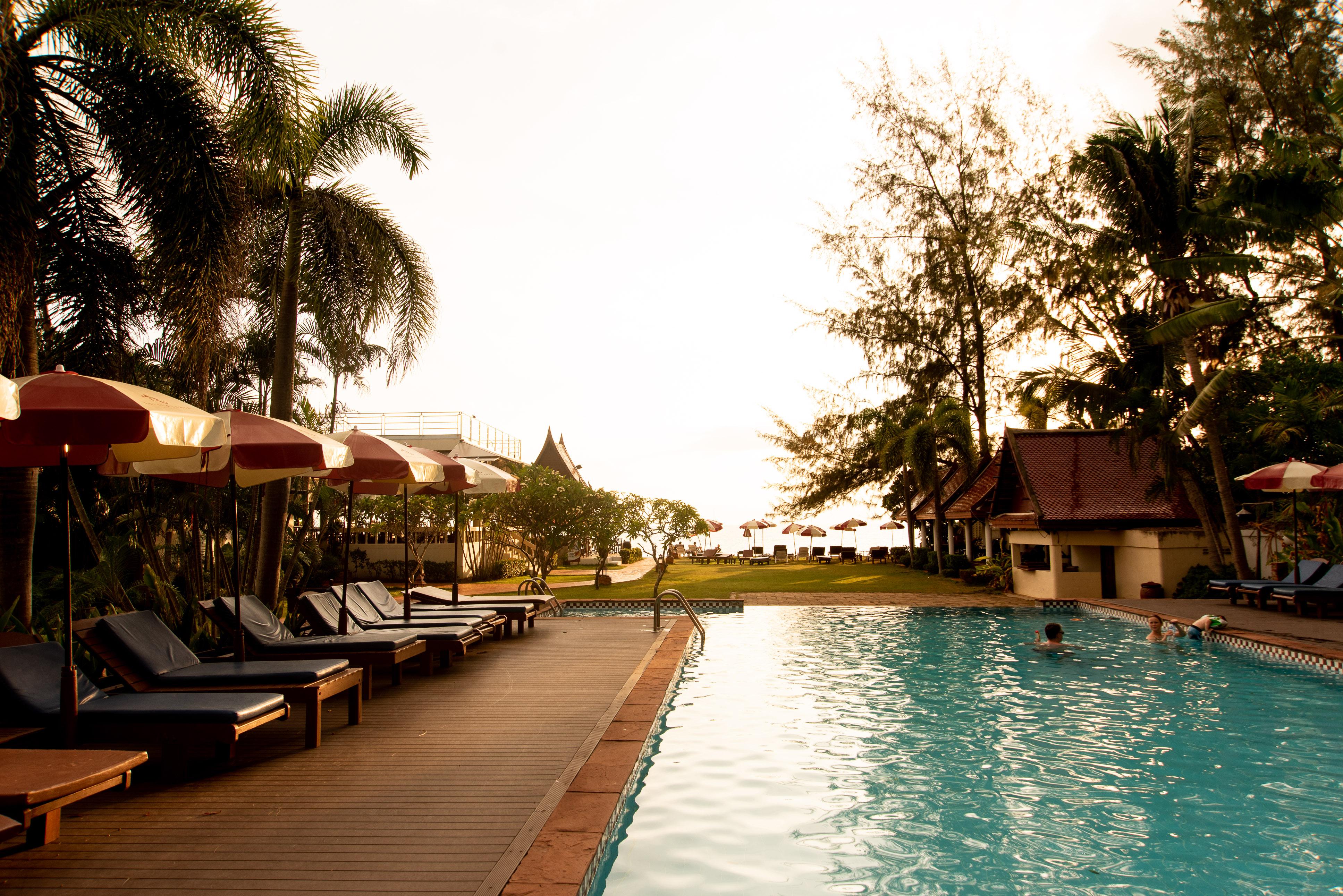 Royal Lanta Resort & Spa Koh Lanta Exterior photo