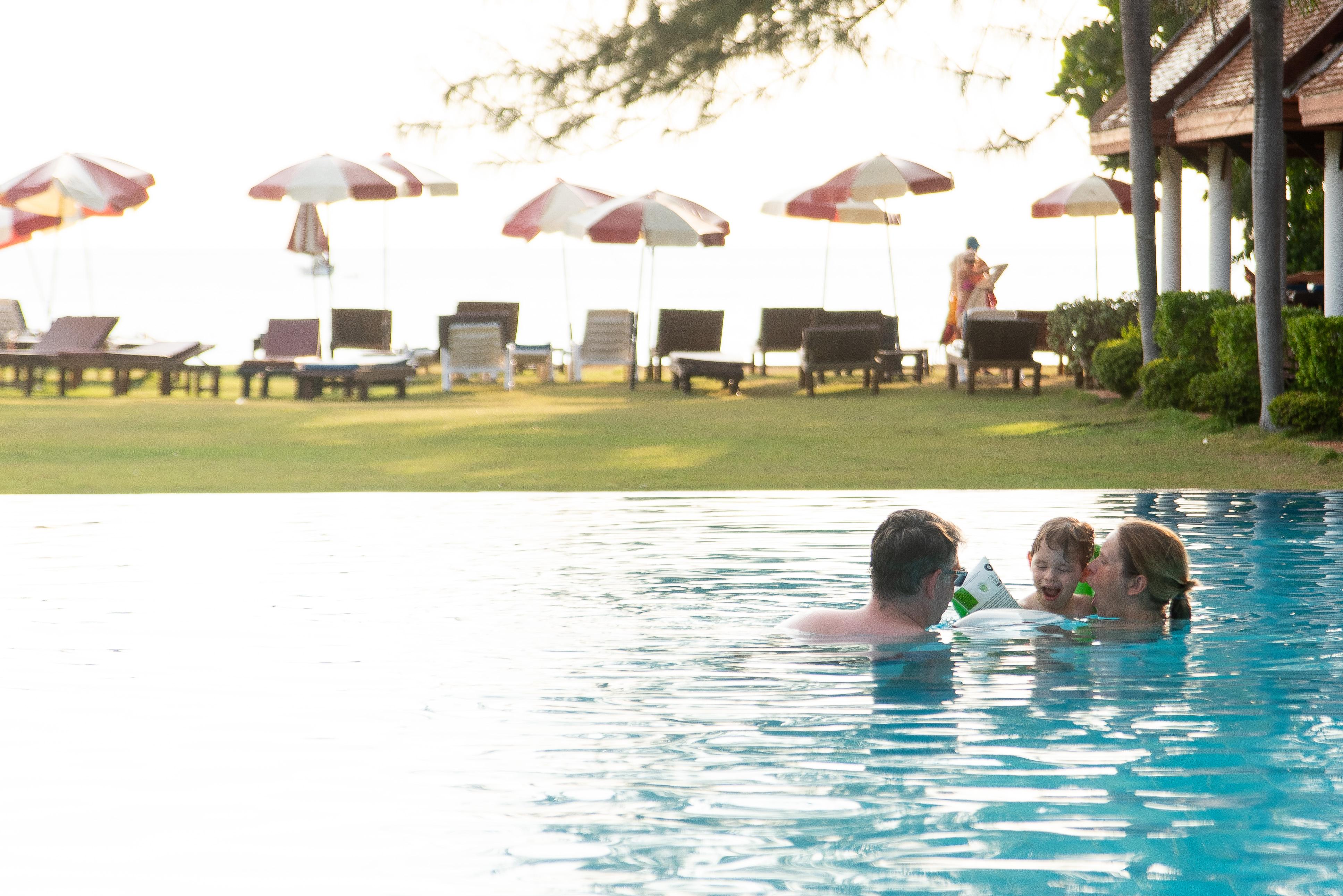Royal Lanta Resort & Spa Koh Lanta Exterior photo