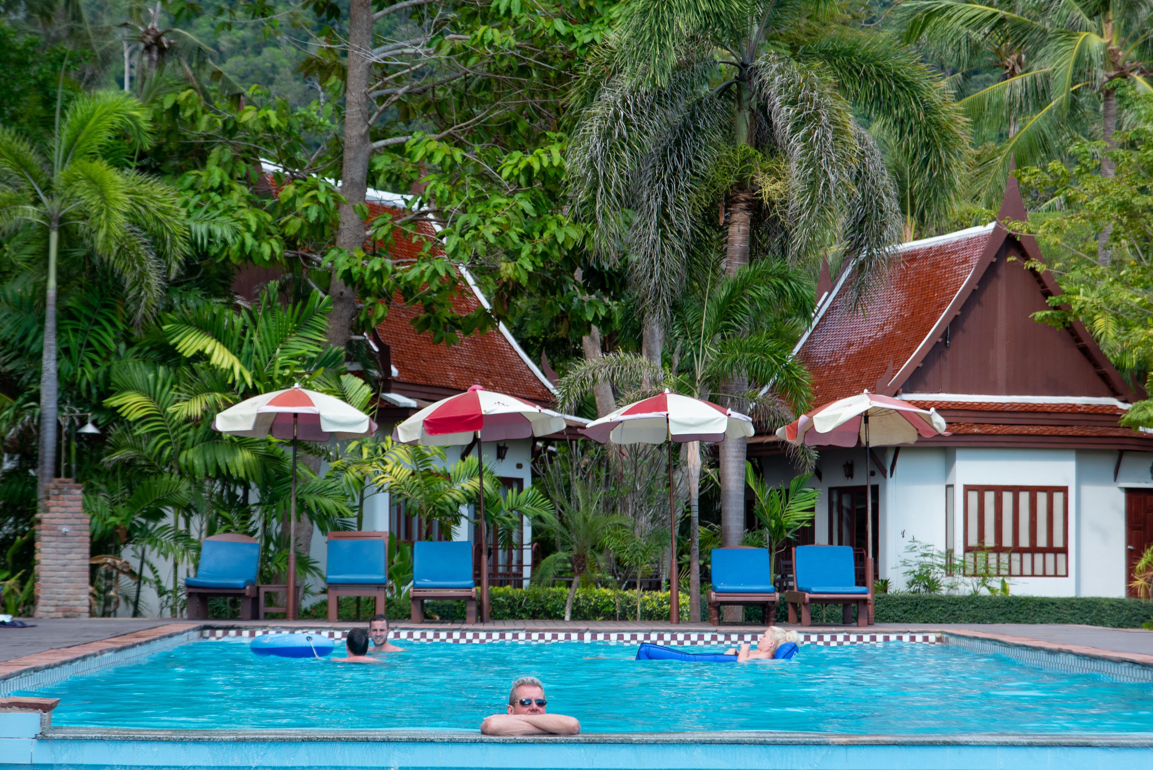 Royal Lanta Resort & Spa Koh Lanta Exterior photo